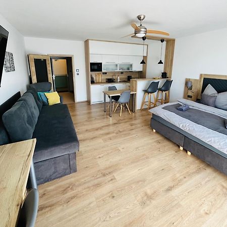Lipno Beach Apartment Lipno nad Vltavou Luaran gambar