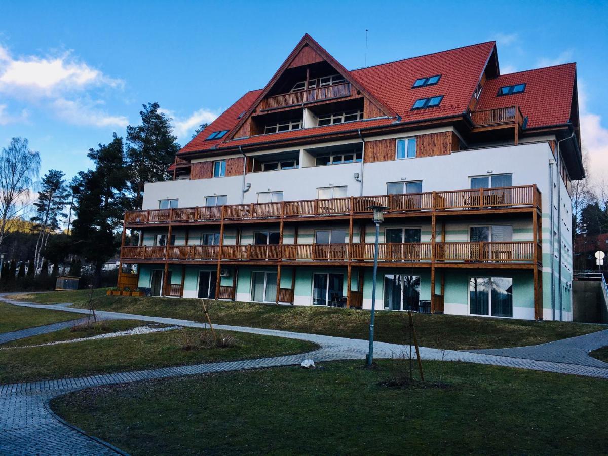 Lipno Beach Apartment Lipno nad Vltavou Luaran gambar